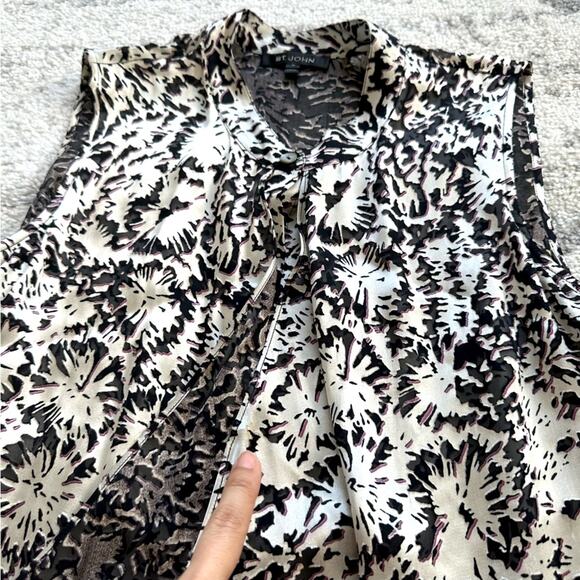 St. John Floral Burnout Silk Blend Blouse Size Size M - Picture 8 of 11